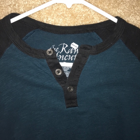 3/4 Sleeve Shirt - Picture 3 of 3